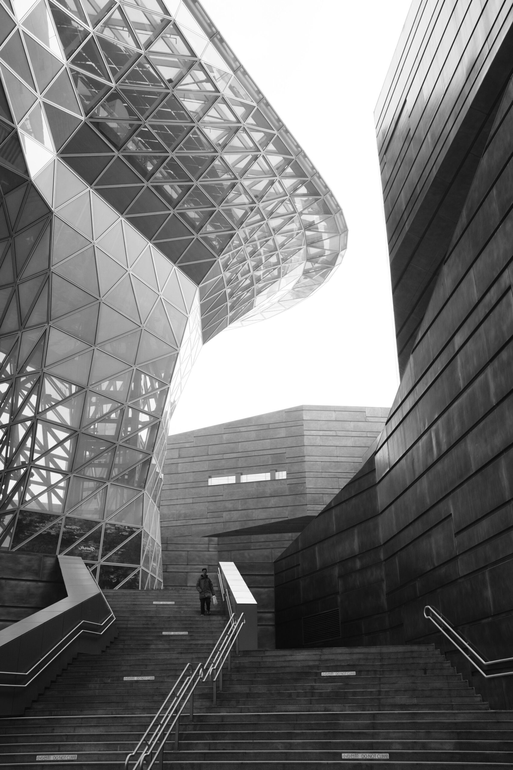 pexels-lee-jonas-587678523-19707472